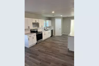 916 W Elizabeth Drive, Robinson, TX 76706 - Photo 3