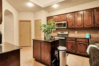 1116 Whittenburg Drive, Fort Worth, TX 76134 - Photo 3