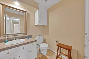 1818 Burr Oak St, Arlington, TX 76012 - Photo 19