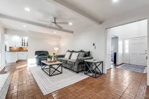 9446 Brentgate Dr, Dallas, TX 75238 - Photo 9