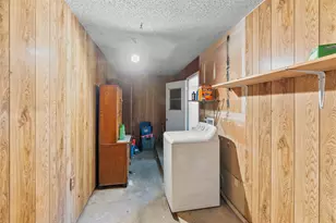 204 Thomas St, Joshua, TX 76058 - Photo 19