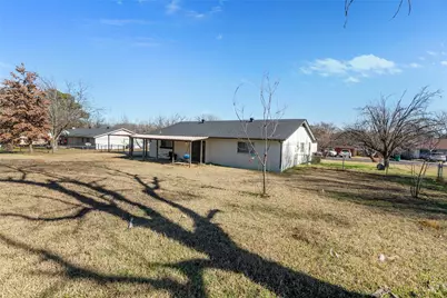 204 Thomas Street, Joshua, TX 76058 - Photo 25