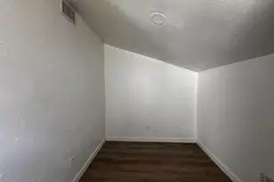 3111 Duck Creek Pkwy, Garland, TX 75044 - Photo 11