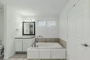 1902 Shorewood Dr, Grapevine, TX 76051 - Photo 35