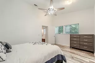 1902 Shorewood Dr, Grapevine, TX 76051 - Photo 31