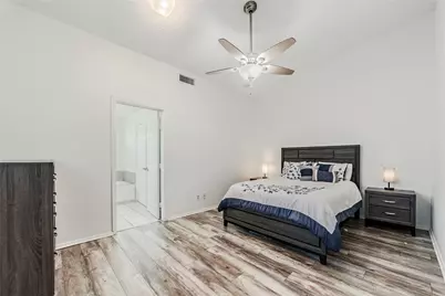 1902 Shorewood Drive, Grapevine, TX 76051 - Photo 29