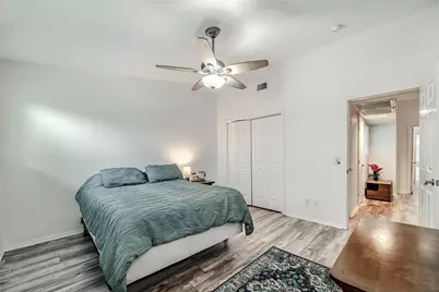 1902 Shorewood Drive, Grapevine, TX 76051 - Photo 25