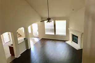 8904 Brook Hollow Dr, McKinney, TX 75072 - Photo 3