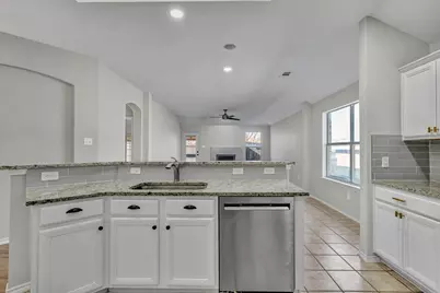 341 Windy Hill Lane, Fort Worth, TX 76108 - Photo 5