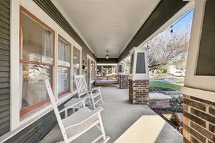 1906 S Henderson St, Fort Worth, TX 76110 - Photo 5