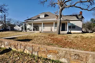 814 Ball St, Weatherford, TX 76086 - Photo 1