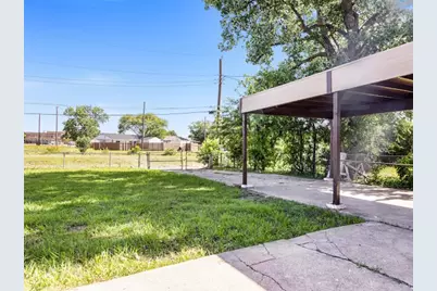 10124 Shayna Drive, Dallas, TX 75217 - Photo 13