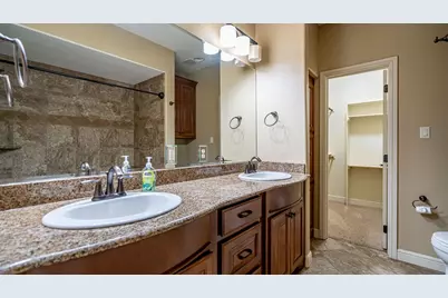 401 E Pearl Street #2103, Granbury, TX 76048 - Photo 25