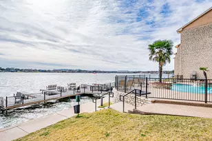 401 E Pearl St, Granbury, TX 76048 - Photo 37