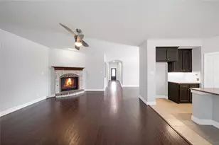 1216 White Dove Dr, Little Elm, TX 75068 - Photo 5