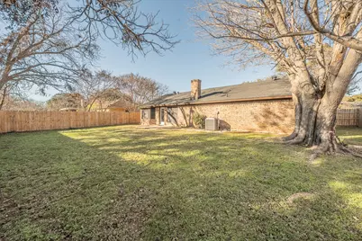227 Norwich Drive, Hurst, TX 76054 - Photo 39