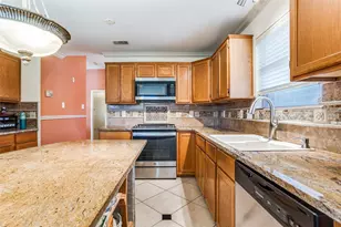 1805 Pecan View Dr, Garland, TX 75040 - Photo 13