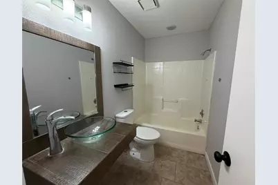 1208 Brookvalley Drive, Arlington, TX 76018 - Photo 5