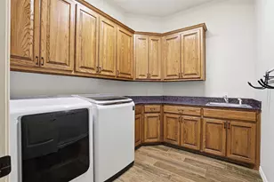 4519 Cimmaron Trail, Granbury, TX 76049 - Photo 15