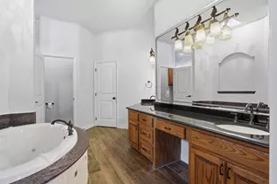 4519 Cimmaron Trail, Granbury, TX 76049 - Photo 25