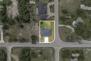 801 Comanche Cove Dr, Granbury, TX 76048 - Photo 33