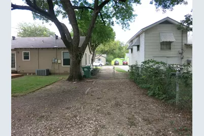 609 Cordell Street, Denton, TX 76201 - Photo 11