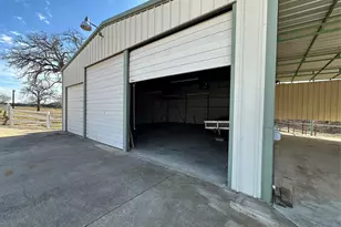 7401 Briar Rd, Azle, TX 76020 - Photo 17