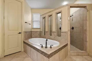 2940 Benissa, Grand Prairie, TX 75054 - Photo 15