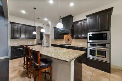 2940 Benissa, Grand Prairie, TX 75054 - Photo 7