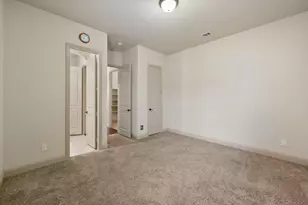 2940 Benissa, Grand Prairie, TX 75054 - Photo 29