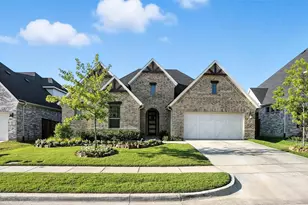 716 Colt Dr, Aubrey, TX 76227 - Photo 1