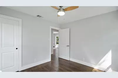 10523 Newcombe Drive, Dallas, TX 75228 - Photo 21