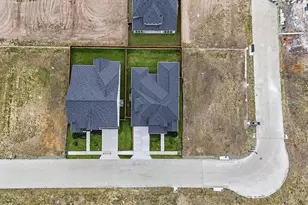 204 Kings Holw Pl, Allen, TX 75013 - Photo 5