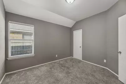 2020 Cattle Creek Road, Fort Worth, TX 76134 - Photo 13