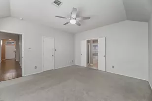 2020 Cattle Creek Rd, Fort Worth, TX 76134 - Photo 19