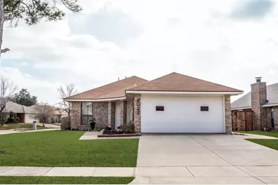 2022 Gallante Drive, Carrollton, TX 75007 - Photo 15