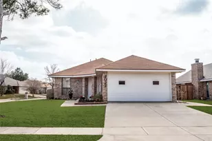 2022 Gallante Dr, Carrollton, TX 75007 - Photo 15