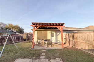 1436 Stella Dr, Lewisville, TX 75067 - Photo 7