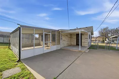 3820 Hiland Drive, Beverly Hills, TX 76711 - Photo 13