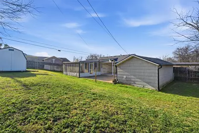 3820 Hiland Drive, Beverly Hills, TX 76711 - Photo 15