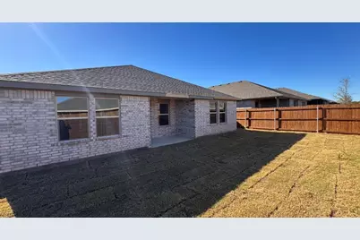 524 Crestridge Drive N, Cleburne, TX 76033 - Photo 17