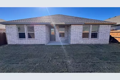 524 Crestridge Drive N, Cleburne, TX 76033 - Photo 15