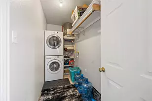 2105 Cloverdale St, Arlington, TX 76010 - Photo 15