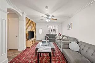 2105 Cloverdale St, Arlington, TX 76010 - Photo 5