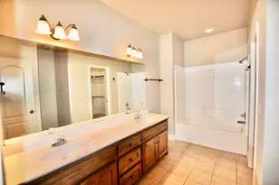 110 Rachel Rd, Weatherford, TX 76086 - Photo 11