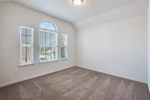 9329 Flying Eagle Ln, Fort Worth, TX 76131 - Photo 3