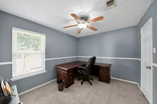 604 McAnear St, Cleburne, TX 76033 - Photo 15