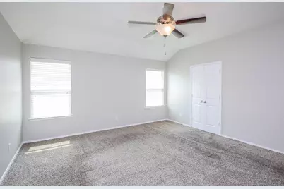 2037 Cattle Creek Road, Fort Worth, TX 76134 - Photo 9