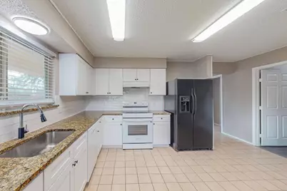 2124 Robinson Street, Irving, TX 75060 - Photo 13