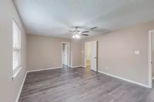 2124 Robinson St, Irving, TX 75060 - Photo 17